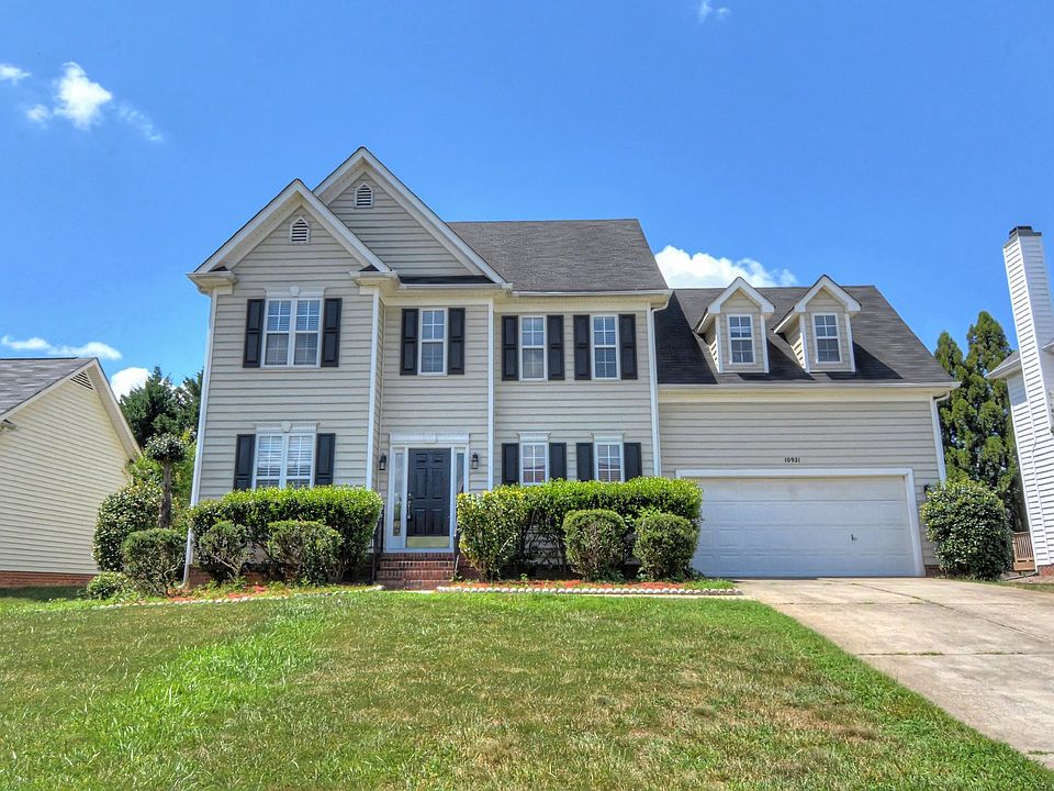 1st image of 10921 Chelsea Garden Ct