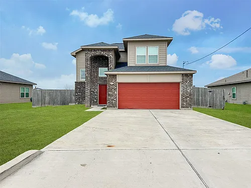 727 Road 5105 Photo 1