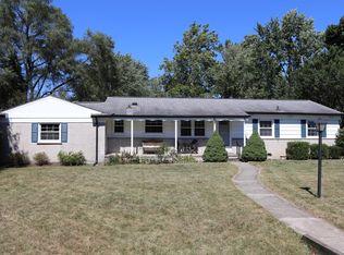 32360 Red Clover Rd, Farmington Hills, MI 48334