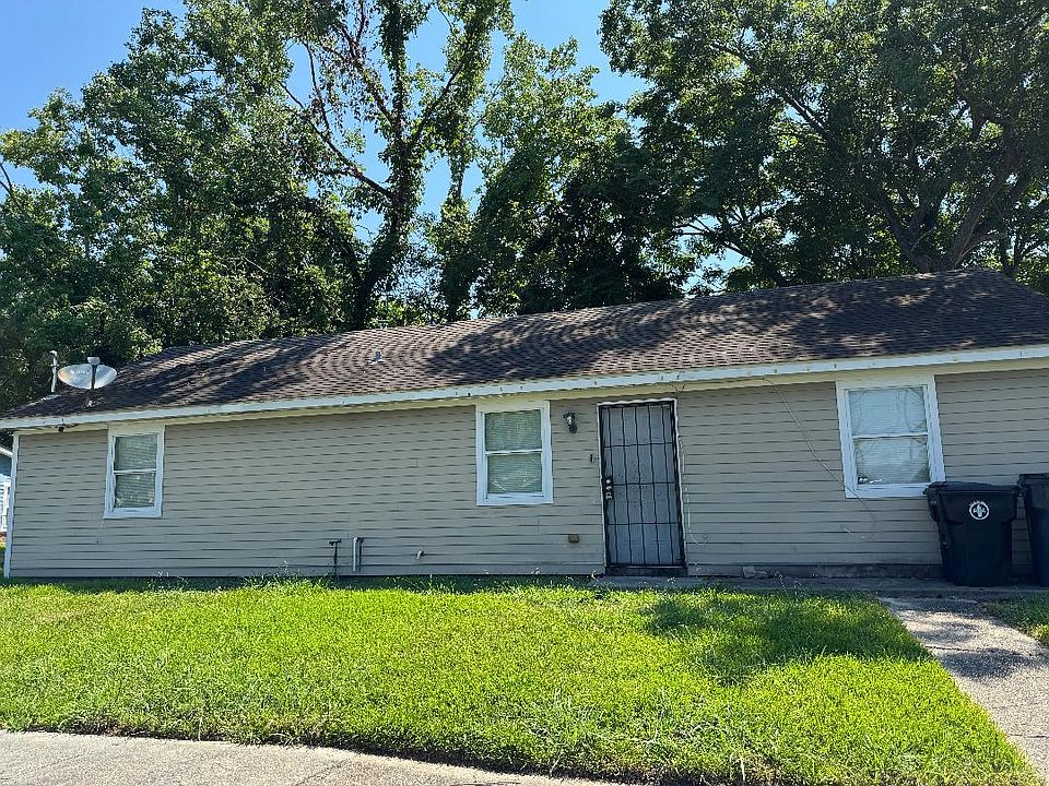 1st image of 4401 Stephen Girard Ave