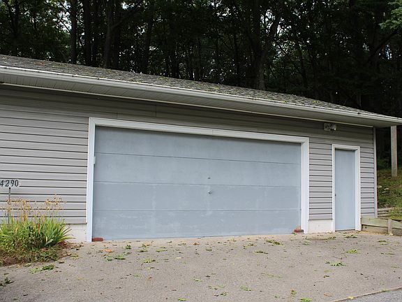 5th image of 4290 Johnson Rd