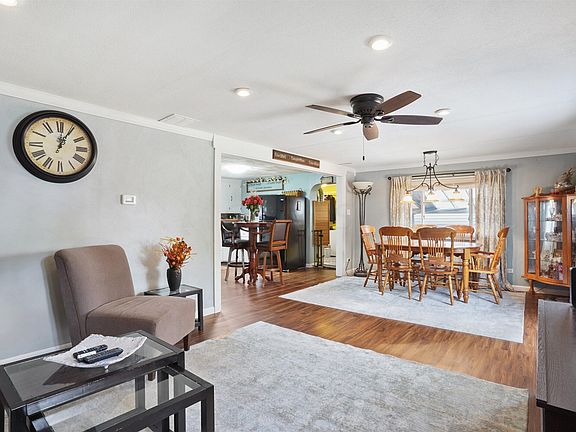 3rd image of 310 Elwood Ave
