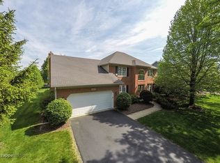 1207 Hollingswood Ave, Naperville, IL 60564