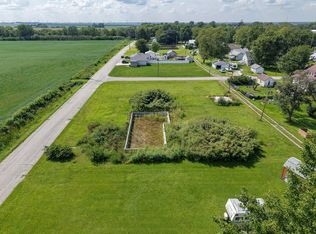 206 E Owen St, Kentland, IN 47951