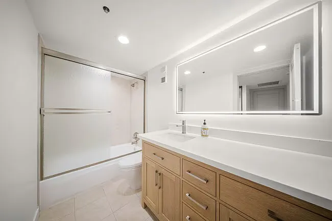343 Pioneer Dr #1504 — Photo 20