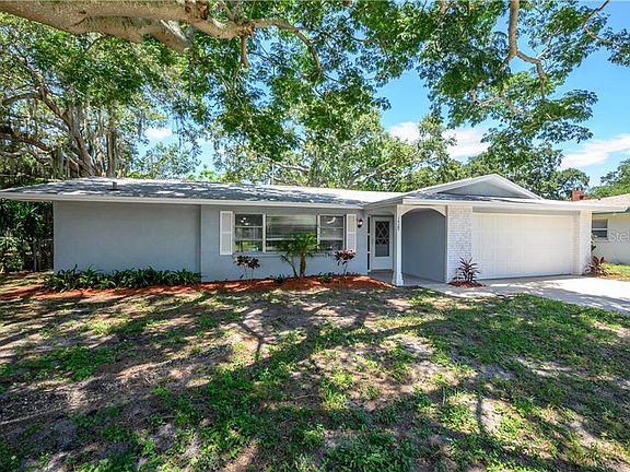 5th image of 1420 San Charles Dr