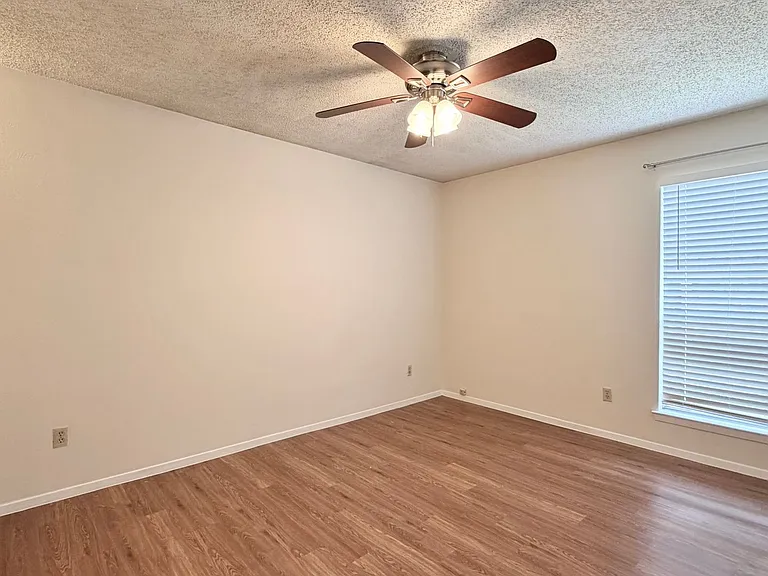 4506 Brown Bark Pl #A — Photo 6