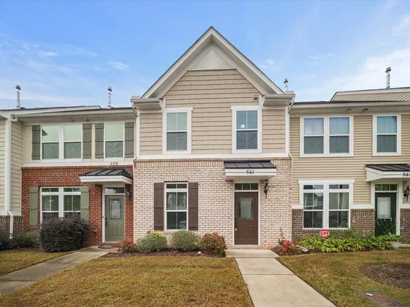 541 Berry Chase Way, Cary, NC 27519