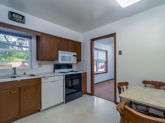 5th image of 1230-1232 24th St