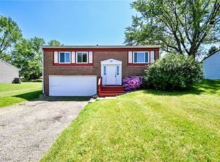 2909 Chippendale St NW, Massillon, OH 44646