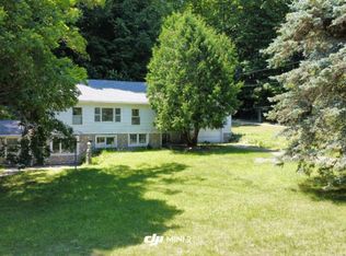 2731 N Lakeshore Dr, Harrisville, MI 48740