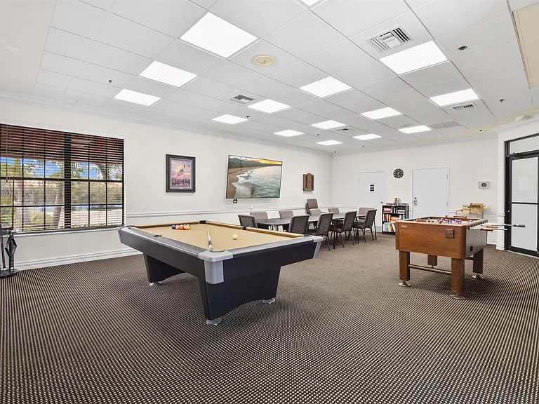 7604 Lexington Club Blvd #B — Photo 36
