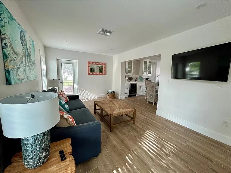 1625 Idle Ln — Photo 10