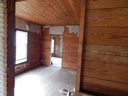 4th image of 1615 8th St