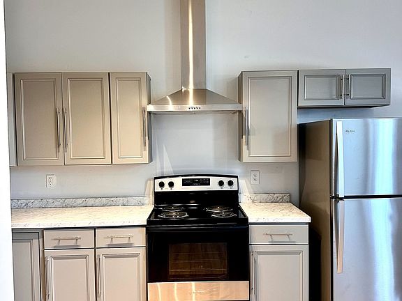 2nd image of 310 Union St #A