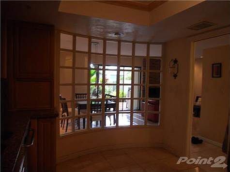 4th image of 6630 SW 71st Ln #5