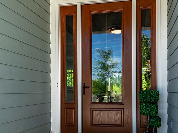 2nd image of 3733 Aldrew Pl