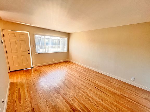 5th image of 156 Santa Lucia Ave #6
