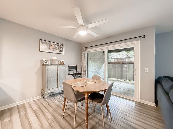 3rd image of 1346 E Hillcrest Dr Unit 44