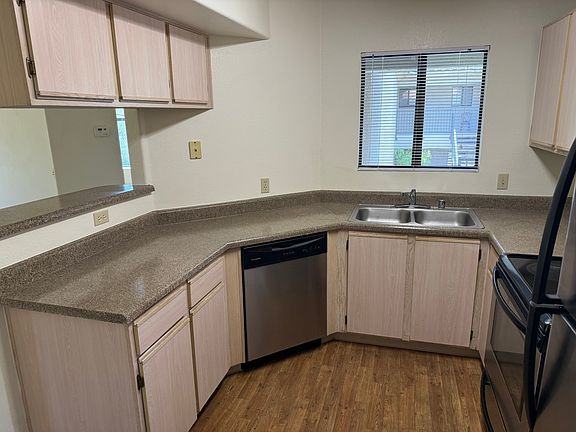 2nd image of 5751 N Kolb Rd Unit 38204