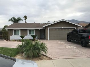 28402 Tonner Dr, Highland, CA 92346