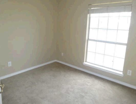 2nd image of 4515 Haverhill Ln