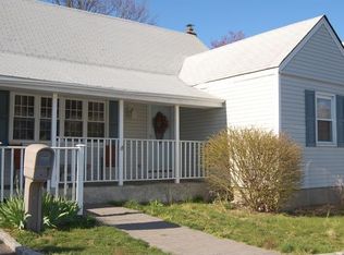 473 17th St, West Babylon, NY 11704