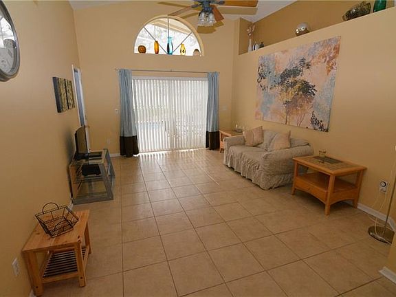 4th image of 2374 Paulette Dr