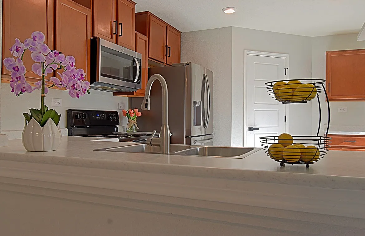 3 bed, 1389 sqft, $1,750 — Photo 2