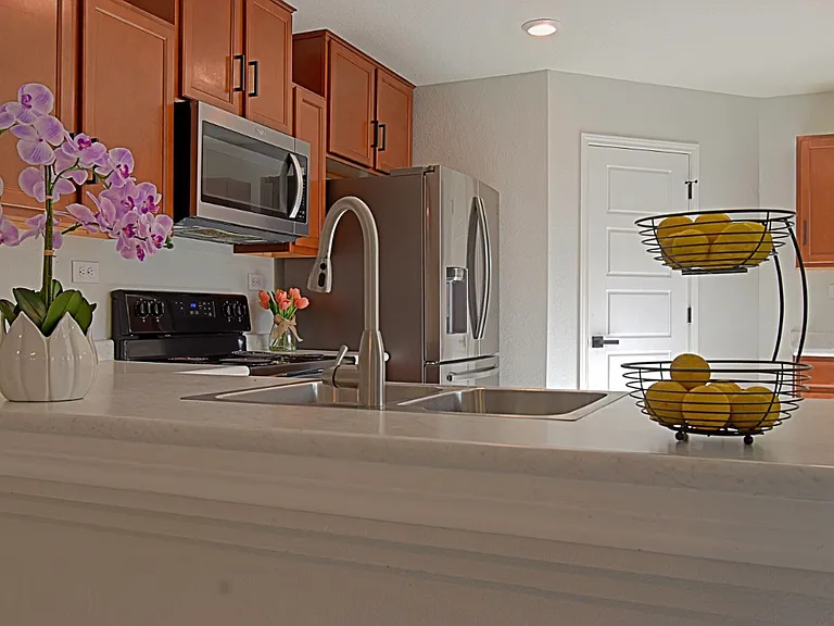 5910 Sandy Lake St — Photo 2