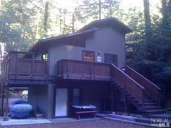 1st image of 15005 Laurel Ln