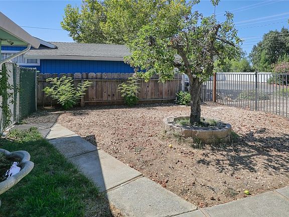 2nd image of 12623 Shoreview Dr