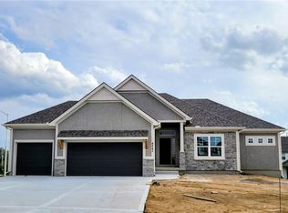 4843 NE 90th St, Kansas City, MO 64156