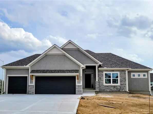 4843 NE 90th St, Kansas City, MO 64156