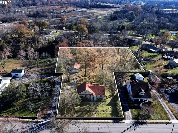 310 Andrews Ave, Hartsville, TN 37074