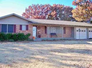 1516 Rita Ln, Iowa Park, TX 76367