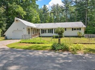 31 Reservoir Rd, Lunenburg, MA 01462
