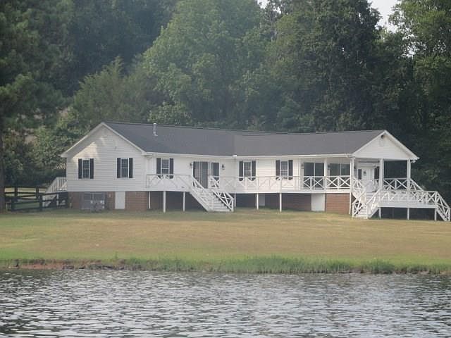 1st image of 28 Walnut Hill Dr