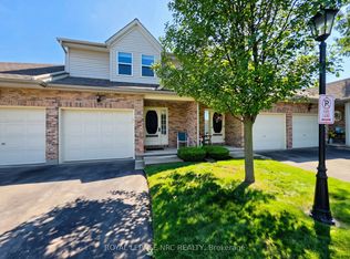 5070 Drummond Rd #28, Niagara Falls, ON L2E6E4
