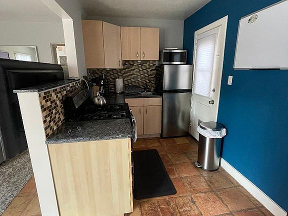 5th image of 1821 Missouri St