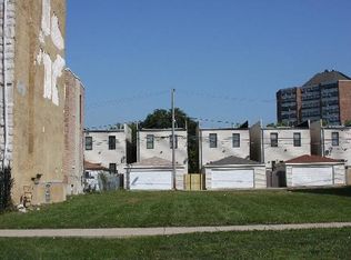 442 E Bowen Ave, Chicago, IL 60653