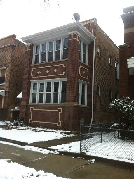 1st image of 7210 S King Dr #2