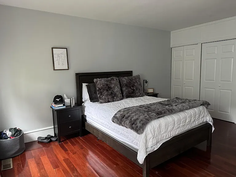 29 Vaille Ave #2 — Photo 5