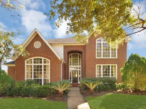 4622 Grand Cayman Dr, Sugar Land, TX 77479