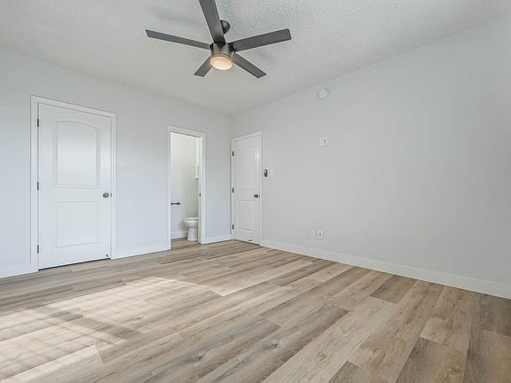 5th image of 924 4th St #B8