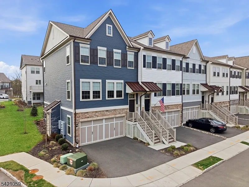 12 Marigold Ct photo 1