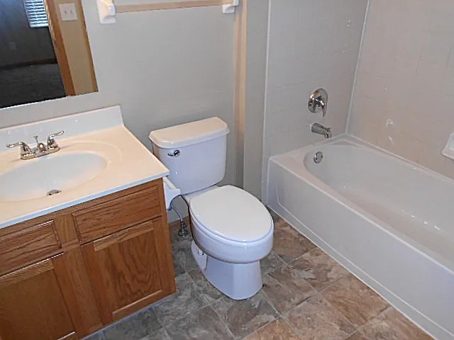 406 Greenapple Pl — Photo 7