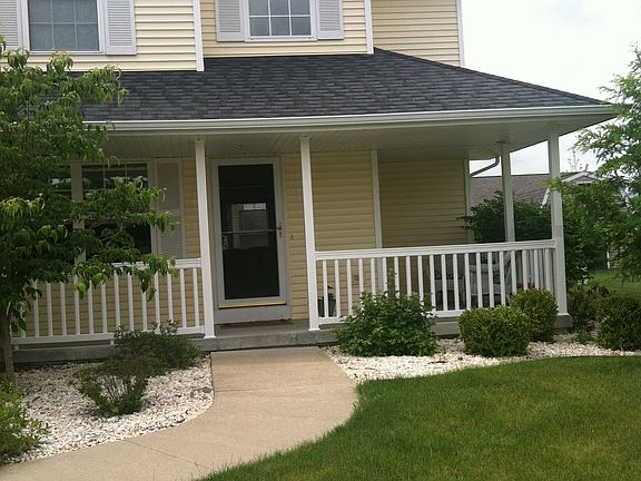 3rd image of 3107 Oaklawn Park