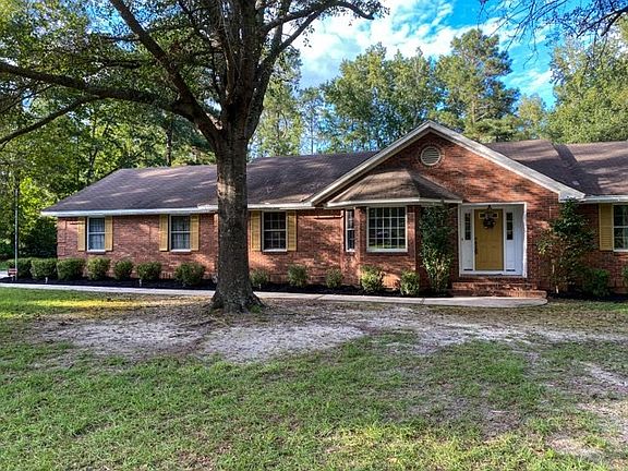 3rd image of 3126 Wexford Dr