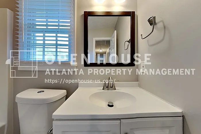 2290 Huntington Dr — Photo 19